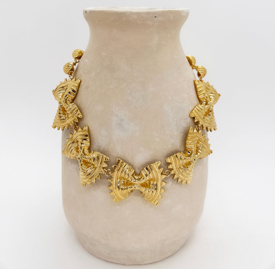 necklace Farfalle - archive